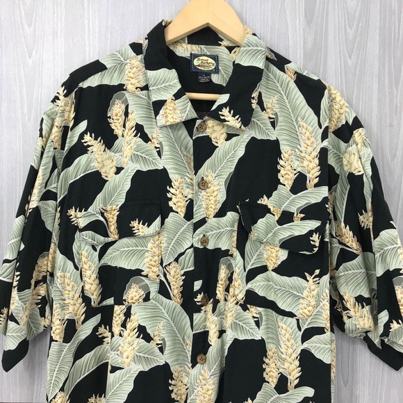 Tommy Bahama Hawaiian Shirt Men's Size: XL 100% RAYON‎ Tropical Floral Black - Picture 3 of 9